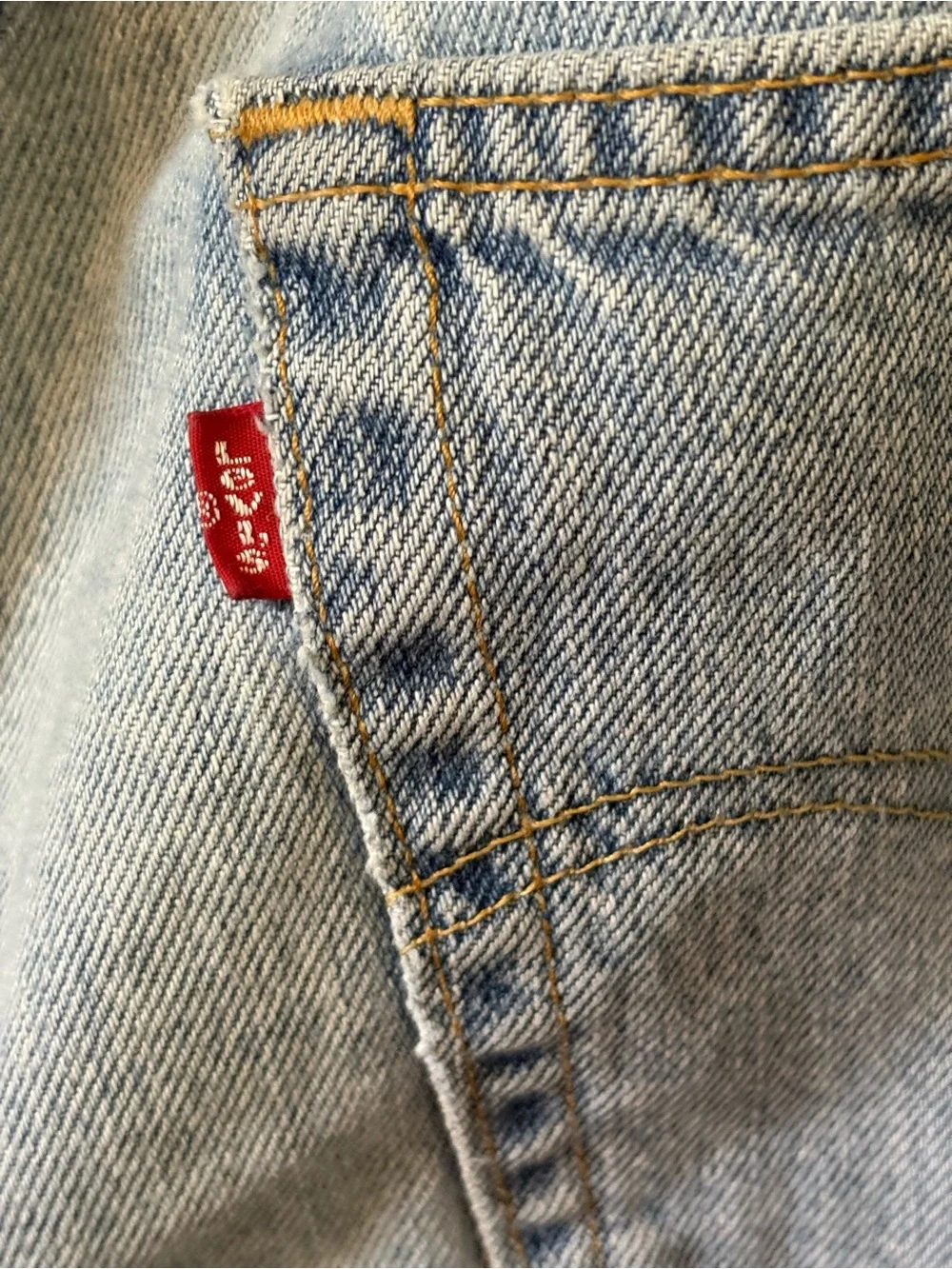 Levi's Light Blue Men's 550 Relaxed Jeans 40x32